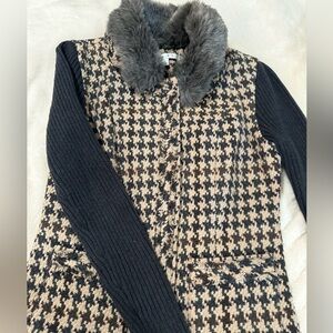 NWOT CAbi Houndstooth Print Coat Jacket
